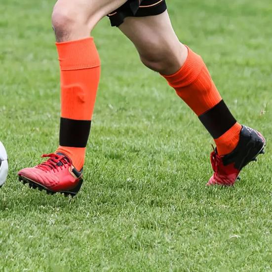 2 stk Leggbeskyttelsesstropper Silikon Fotball Leggbeskyttelsesbånd Elastiske Gjenbrukbare Leggbånd for Menn Kvinner Ungdom Fotballtrening Konkurranser