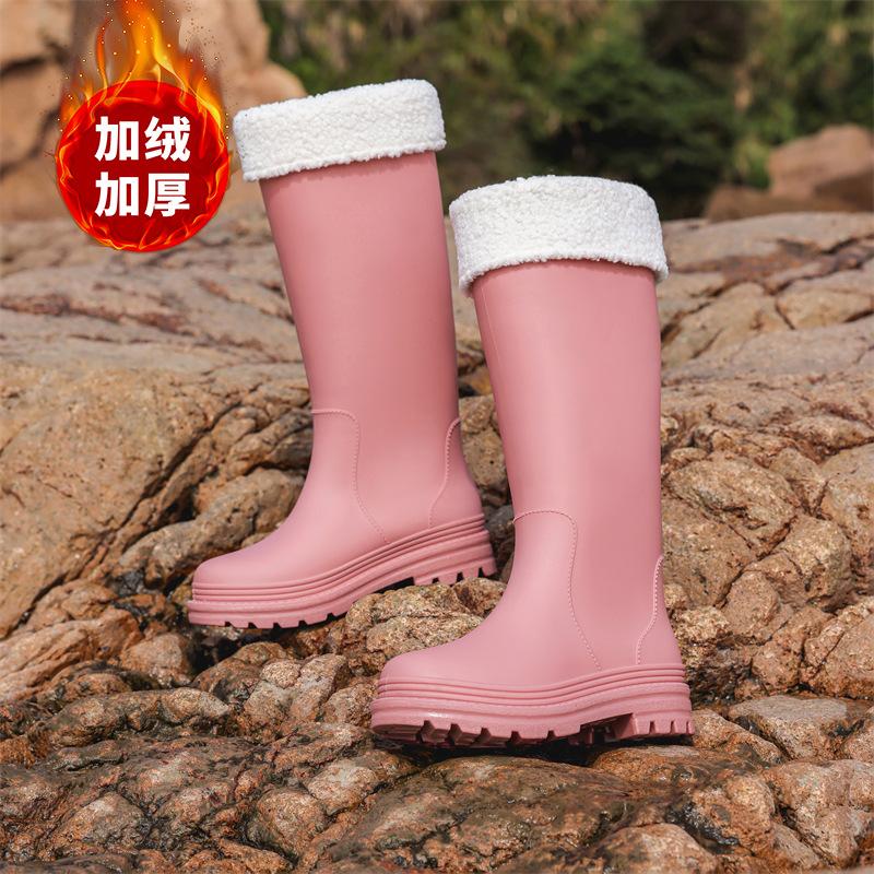 Winter velvet cover thermal rubber shoes women's seaside rain shoes fashion high tube cm platform rain boots exquisite women's water shoes