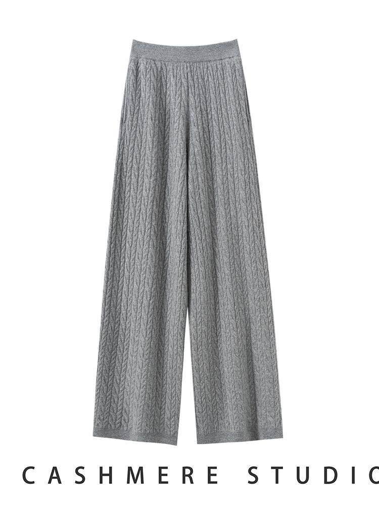 Women's Cashmere Cable Knit Round Neck Loose Sweater - Versatile, Simple, Autumn Winter Style