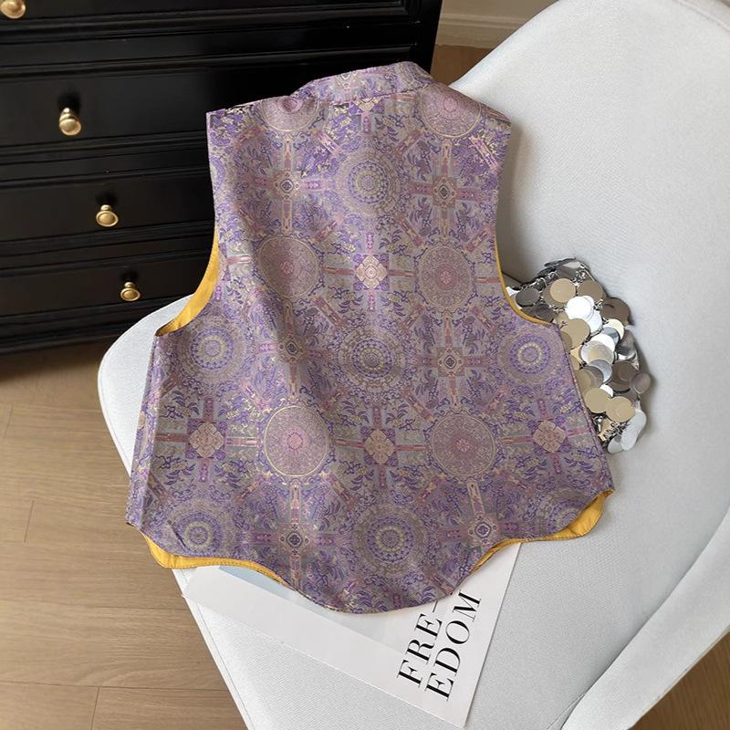 2025 early spring new embroidered vest vest women's luxury retro jacquard button top
