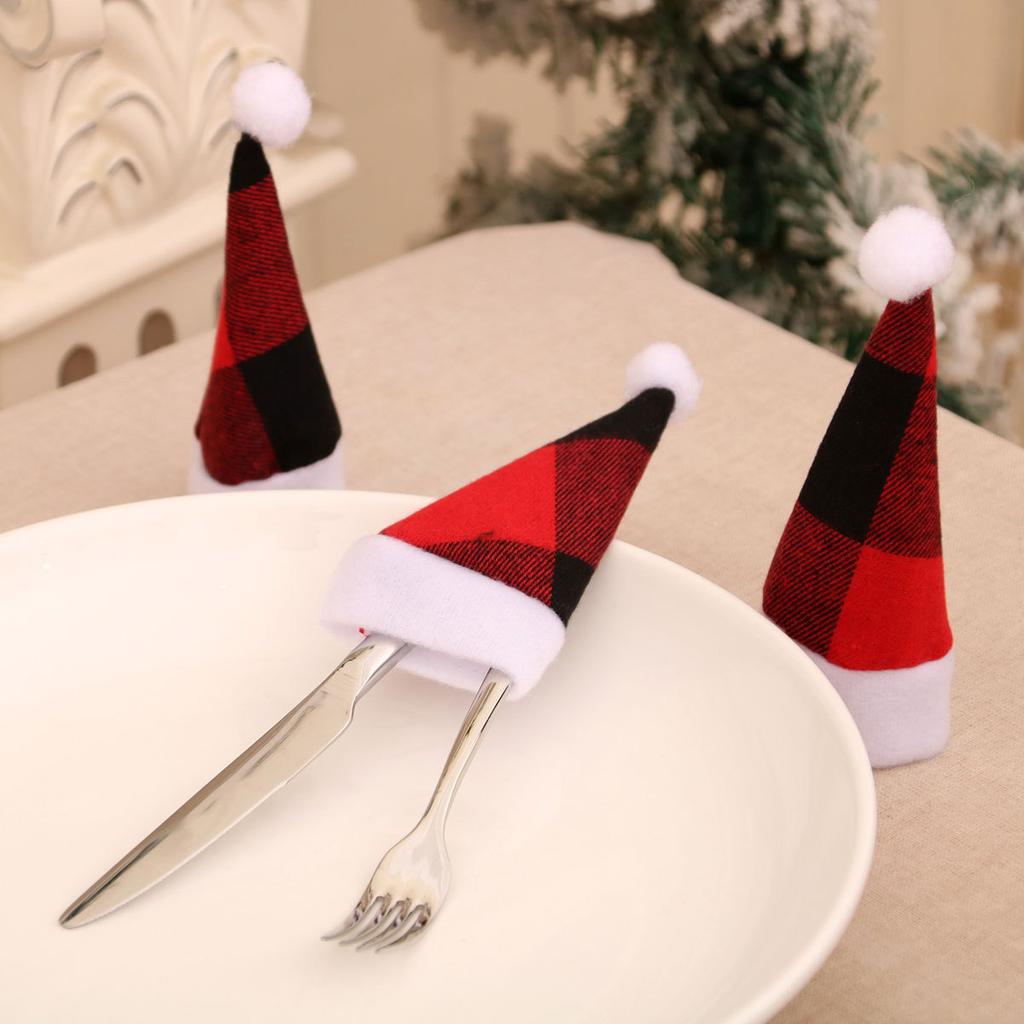 Weihnachtsmütze Check Messer und Gabel Kleine Mütze Weinflaschenkorken Dekoriert Weihnachten Zuhause Tischschmuck Messer- und Gabelsets