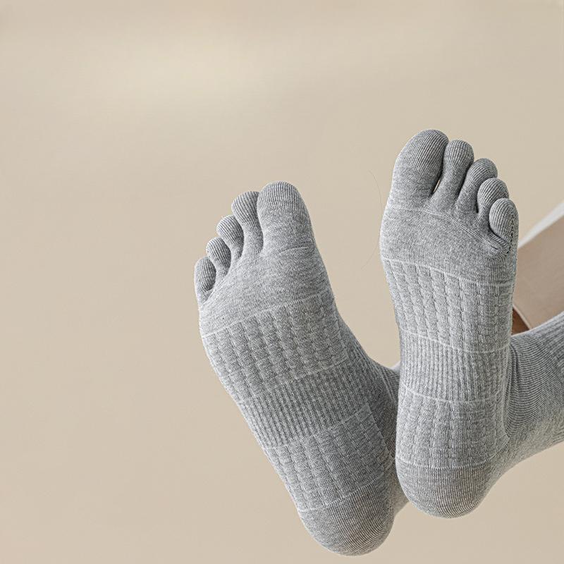 Five-fingered Socks for Men, Massage Soles, Spring and Autumn Mid-calf Socks, Antibacterial and Anti-foot Odor Toe Socks, Men's Long Socks