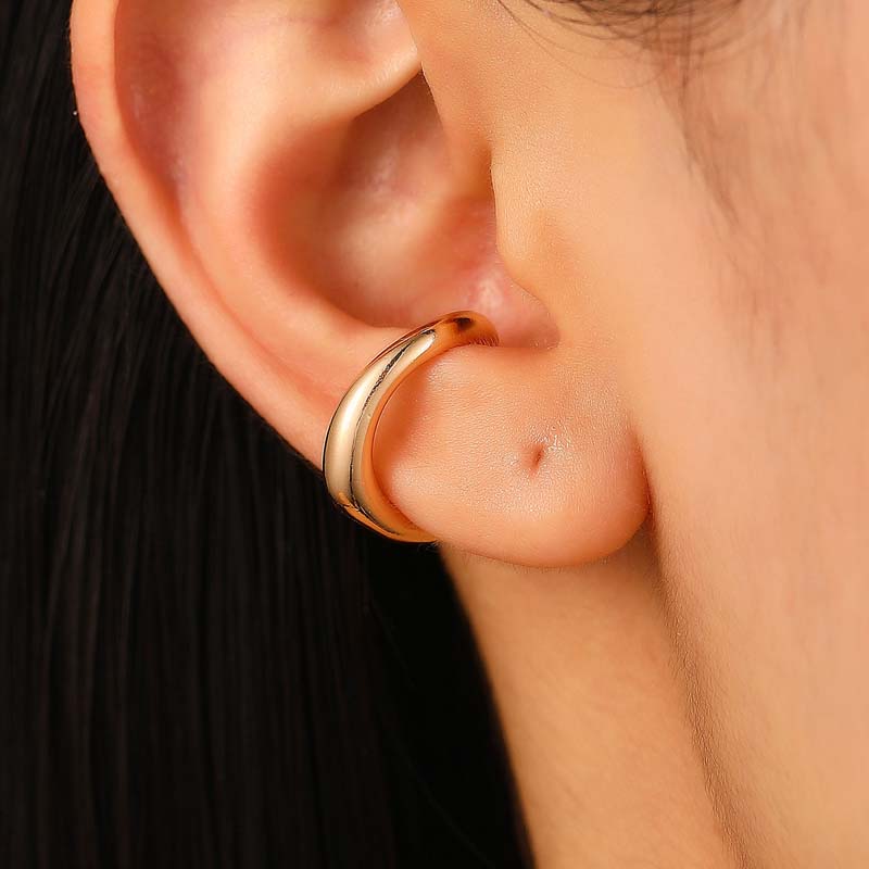 Fashion Metal C-Shaped Chunky Ear Clip Earrings for Women Men Simple Gold Color Non-Piercing Ear Cuff Earrings Jewelry Gifts