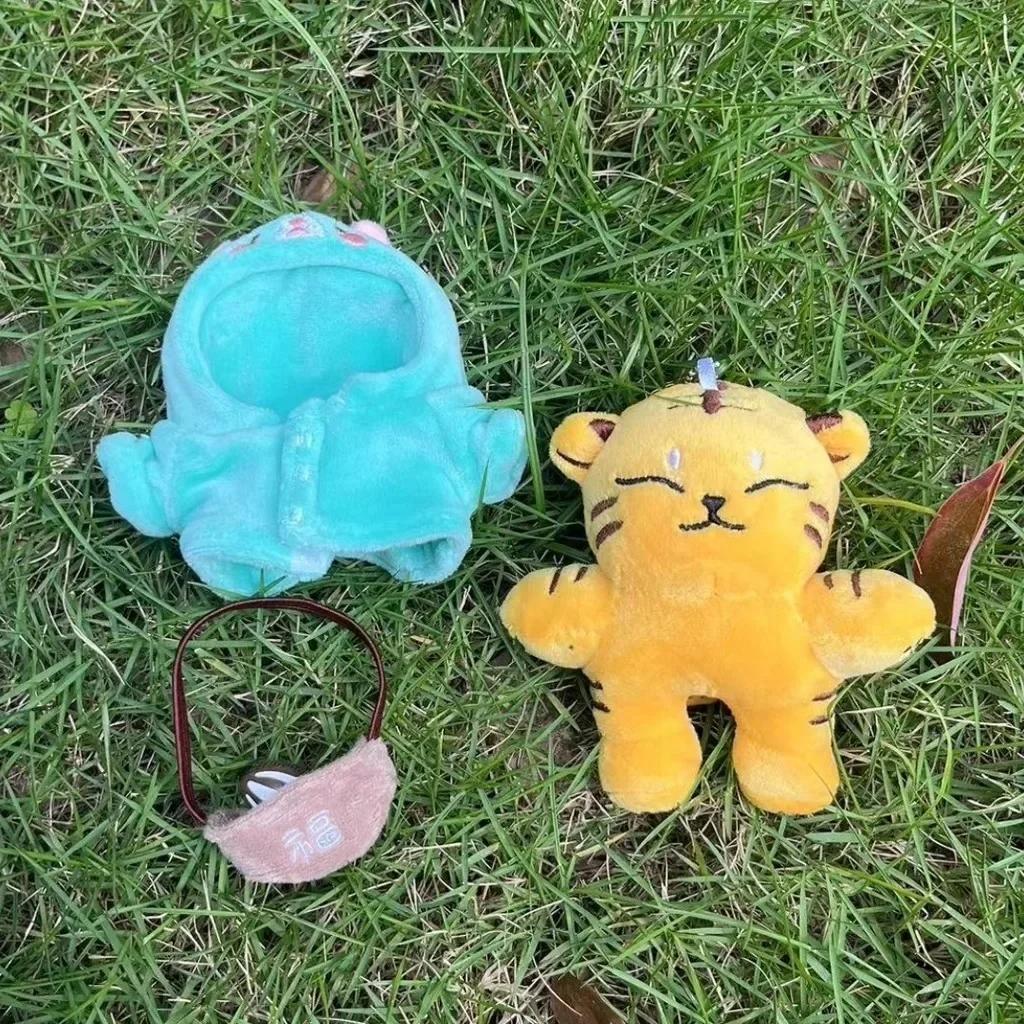 Kpop Idol Hoshi Plyšový Klíčenka Panenka Plyšový Tygr ( s taškou přes rameno + mikinou )TAMTAM