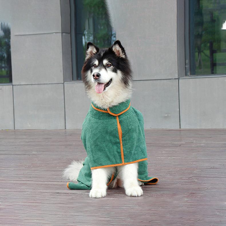Quick-Dry Pet Bathrobe: Breathable, Absorbent Full-Body Wrap for All Seasons