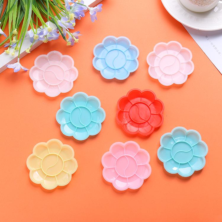 Kindergarten Children s Plastic Painting Palette - Plum Blossom Design жёлтый