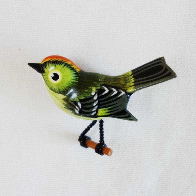 Used Wood carving brooch of wild birds, Goldcrest, Lovebird, Crafts