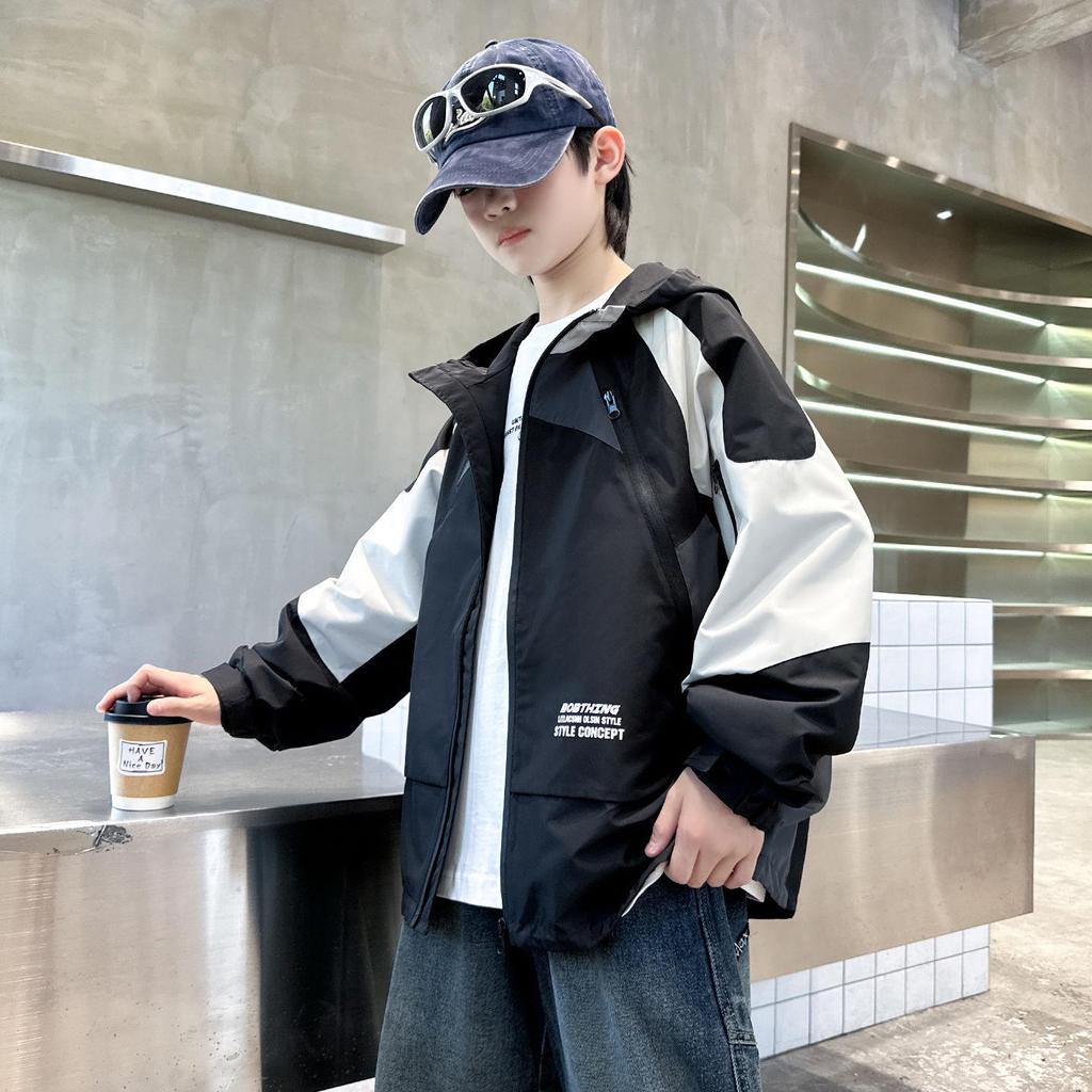 Boys' Spring & Autumn 2025 Hooded Windbreaker - Trendy Windproof Street Style