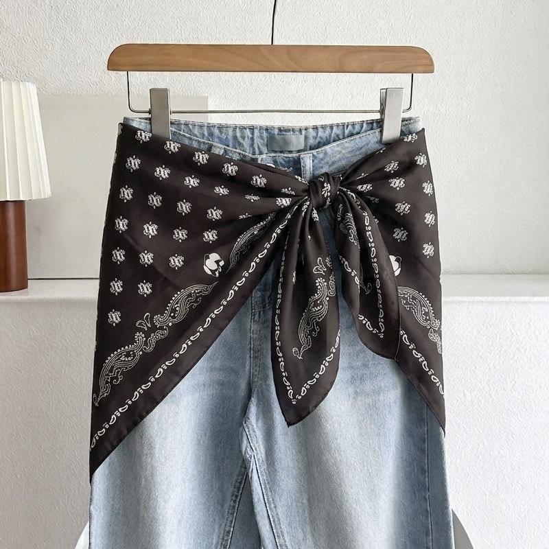 White Floral Small Silk Scarf Triangle Scarf Headscarf Belt Women's Decoration with Skirt Jeans Waist Accessories Fart Curtain