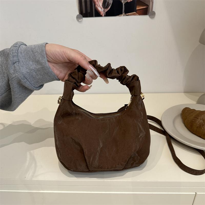 

Модная плиссированная универсальная персонализированная женская сумка-мессенджер, трендовая, высококлассная, с темпераментом, для通勤, в стиле кэжуал