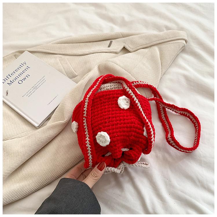 Mushroom knitted bag