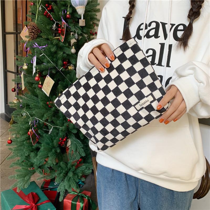 Korean-Style Plaid Corduroy Makeup Bag - Large Capacity, Portable Toiletry Storage