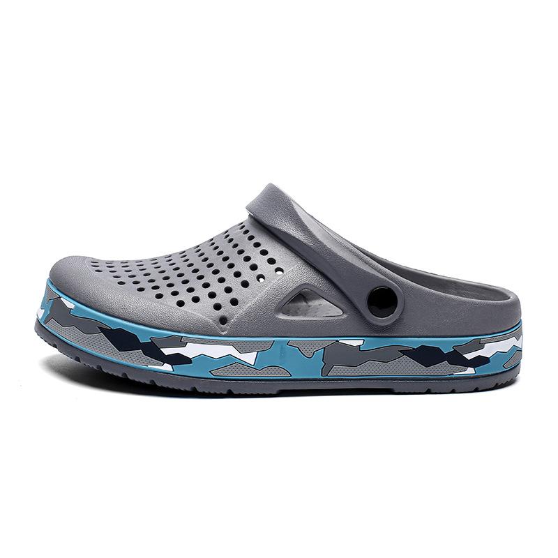 Fashion New Men's Hole Slippers Round Toe Beach Shoes Fashionable Men's Sandals Slippers