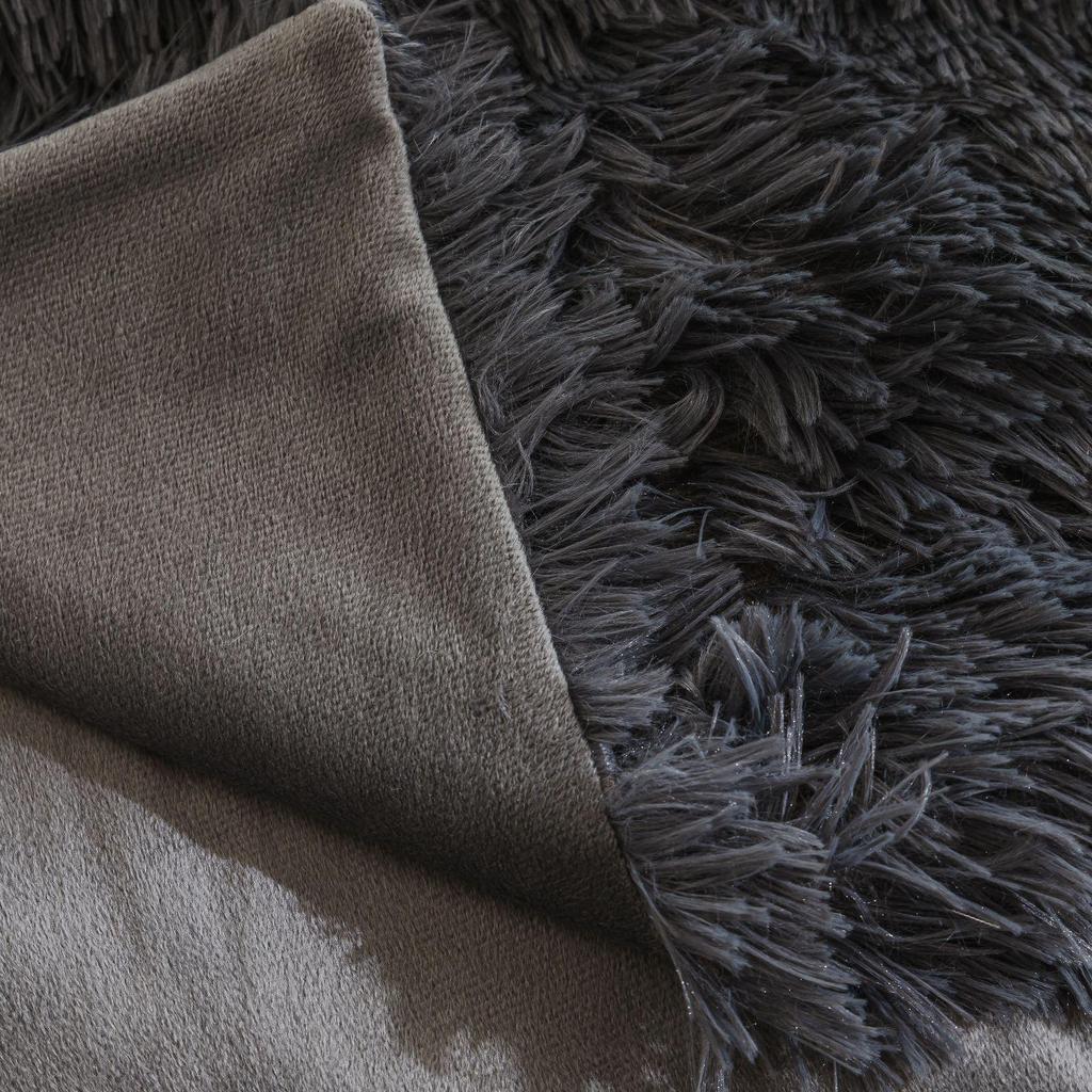 Waterproof Warm Pet Blanket: Plush Mat for Cats and Dogs