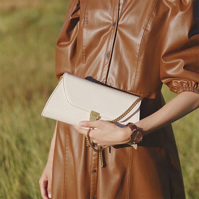 IELGY Geflochtener Schultergurt Einfarbig Gedrehter Schultergurt Verschluss Französischer Stil Golden Vintage Schlichter Stil Tide Kette Messenger Bag