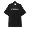 T-shirt in cotone puro a doppia filatura, lavata e invecchiata, con stampa di lettere Vetements, versione alta transfrontaliera, per uomo e donna