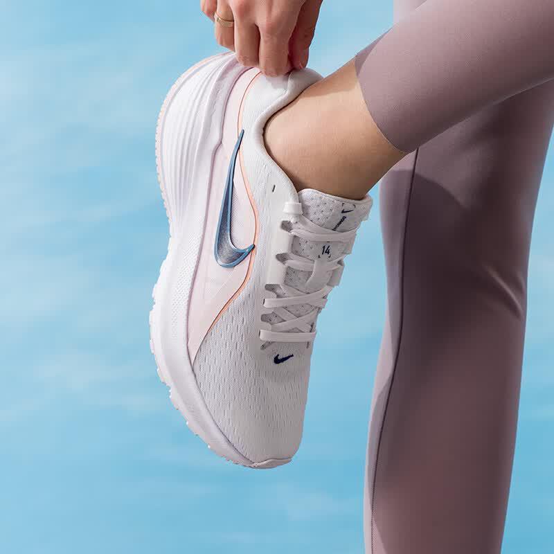 Nike IB1899-104 All-Season Running Shoes