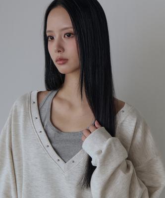 5OML Studded V-Neck Sweatshirt (Oatmeal)