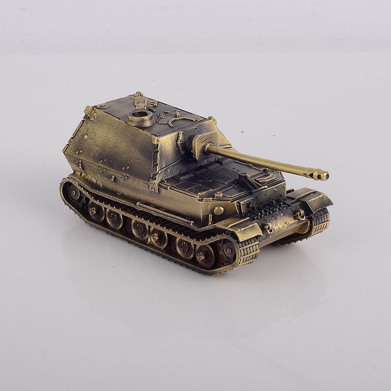 Alloy  tank all metal Military Tank Model Ornament Non scrollable home decoration with woodbox