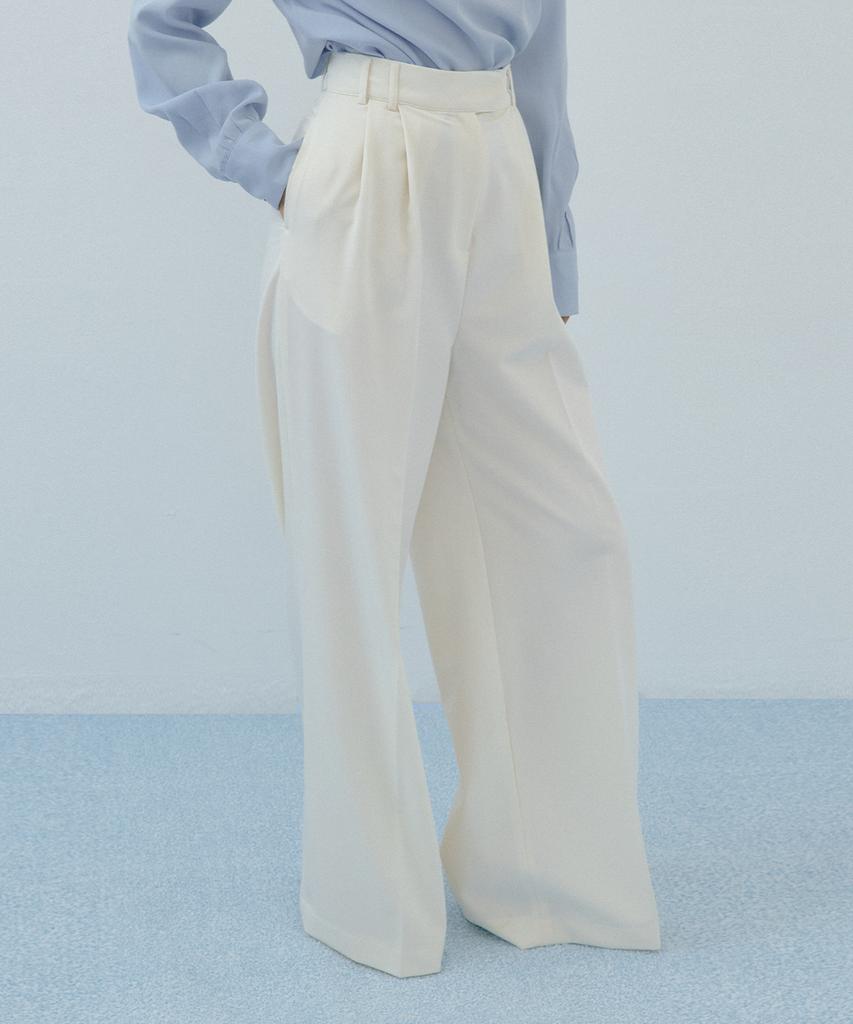 LUCIR ZU Triangle Tab Wide Slacks (Ivory)
