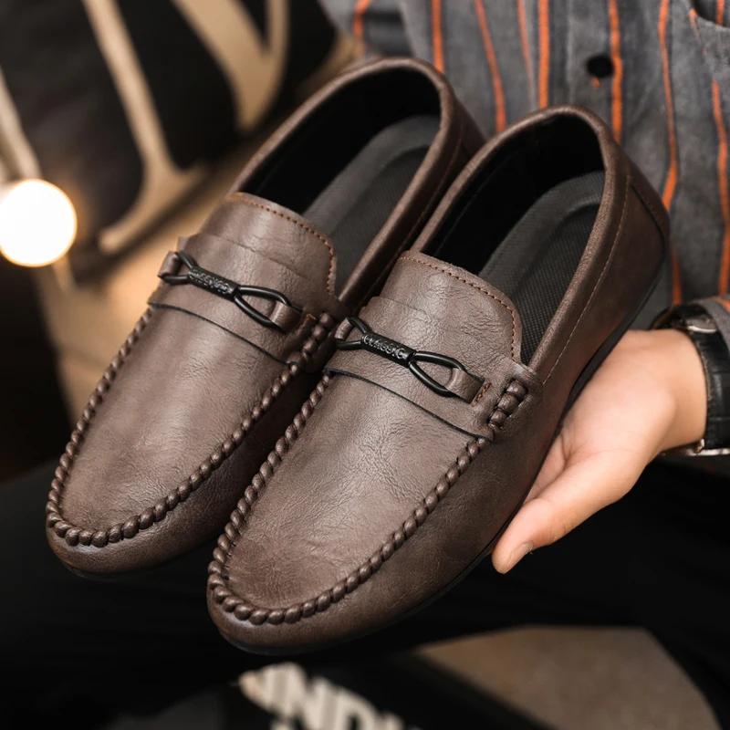Fashion Summer Men Casual Shoes Leather Moccasins Breathable Slip on Boat Shoes Italian Luxury Brand Mens Driving Loafers Size 39-46