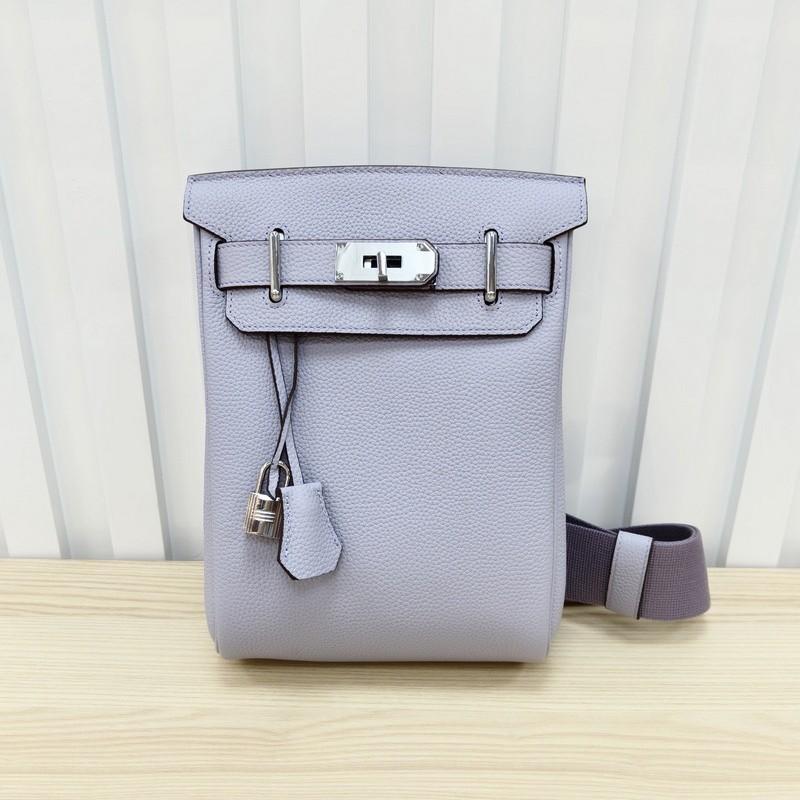 26 Neue erste Schicht Rindsleder Togo quadratische Schlüsselloch Brusttasche Unisex Leder Bauchtasche schräg über Körper tragbare Umhängetasche modisch Rücken