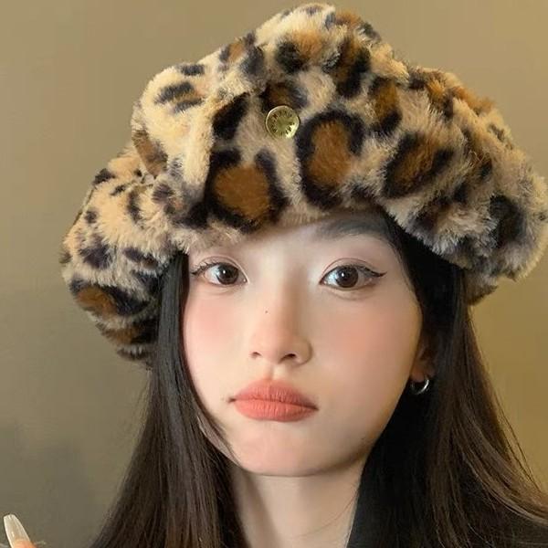 Neue Baskenmütze mit Leopardenmuster Damen Herbst und Winter Koreanische Version Vielseitig Gesicht zeigend Kleine Malermütze Warm Ohrenschutz Baskenmütze