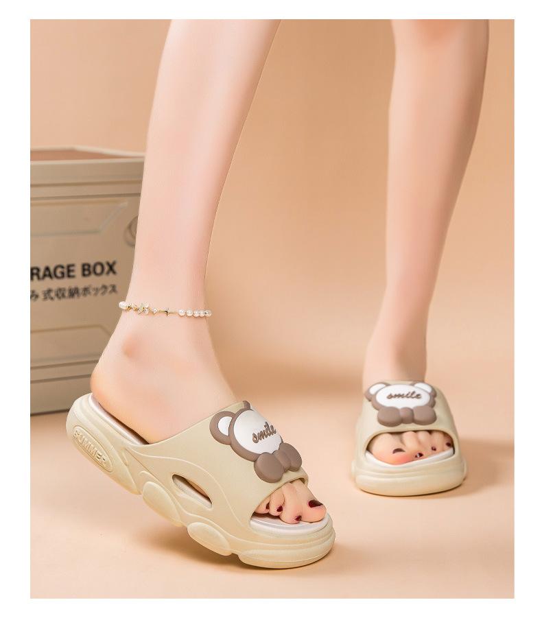 2024 New Summer Thick Sole Slippers Sandals for Women Non-Slip Soft Cartoon Design Home Comfort