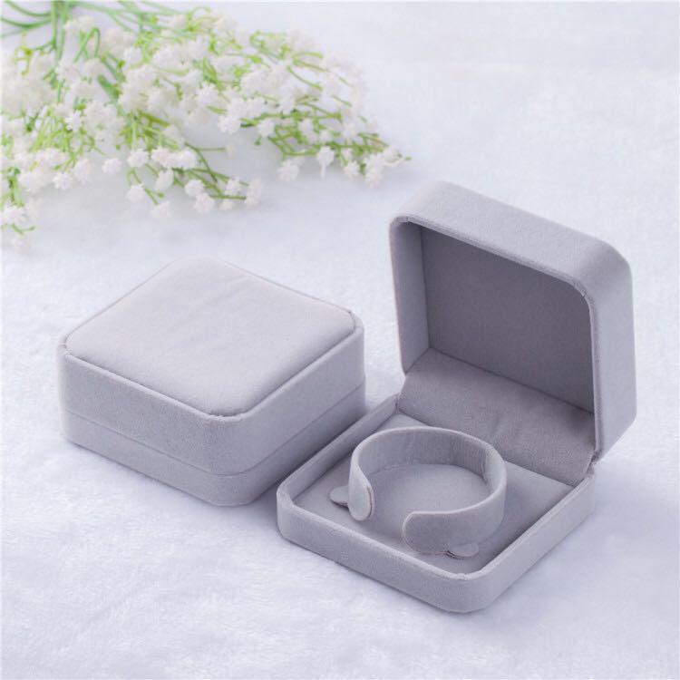 Elegant Jewelry: Earrings, Bracelets, Necklaces, Rings, Gift Boxes, Cultural & Luxury Gifts