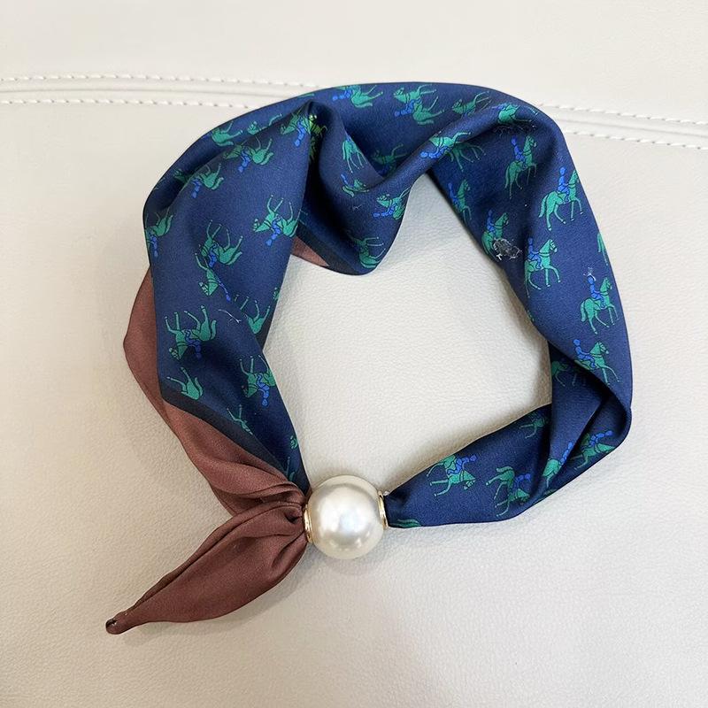Summer 2025 Pearl Magnetic Buckle Scarf: Versatile, Decorative, Breathable Neck Warmer