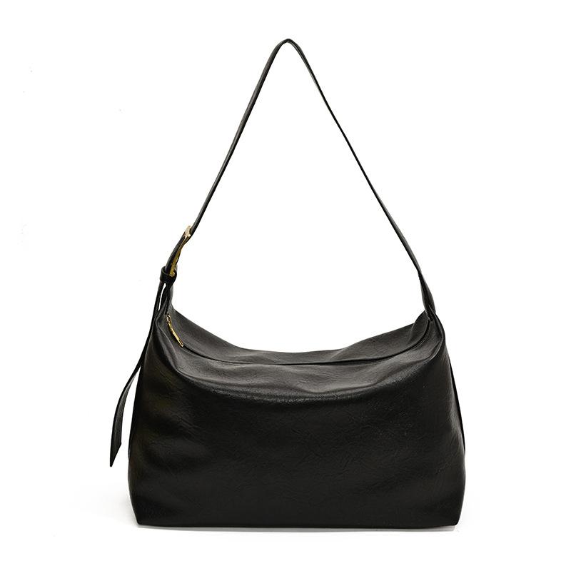Retro bag women's large-capacity fashion lazy wind messenger bag new autumn and winter simple shoulder armpit bag
