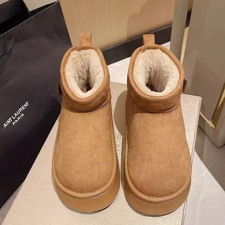 

White platform snow boots women s winter 2024 new piled thickened short tube fluffy short cotton boots bread shoes 40