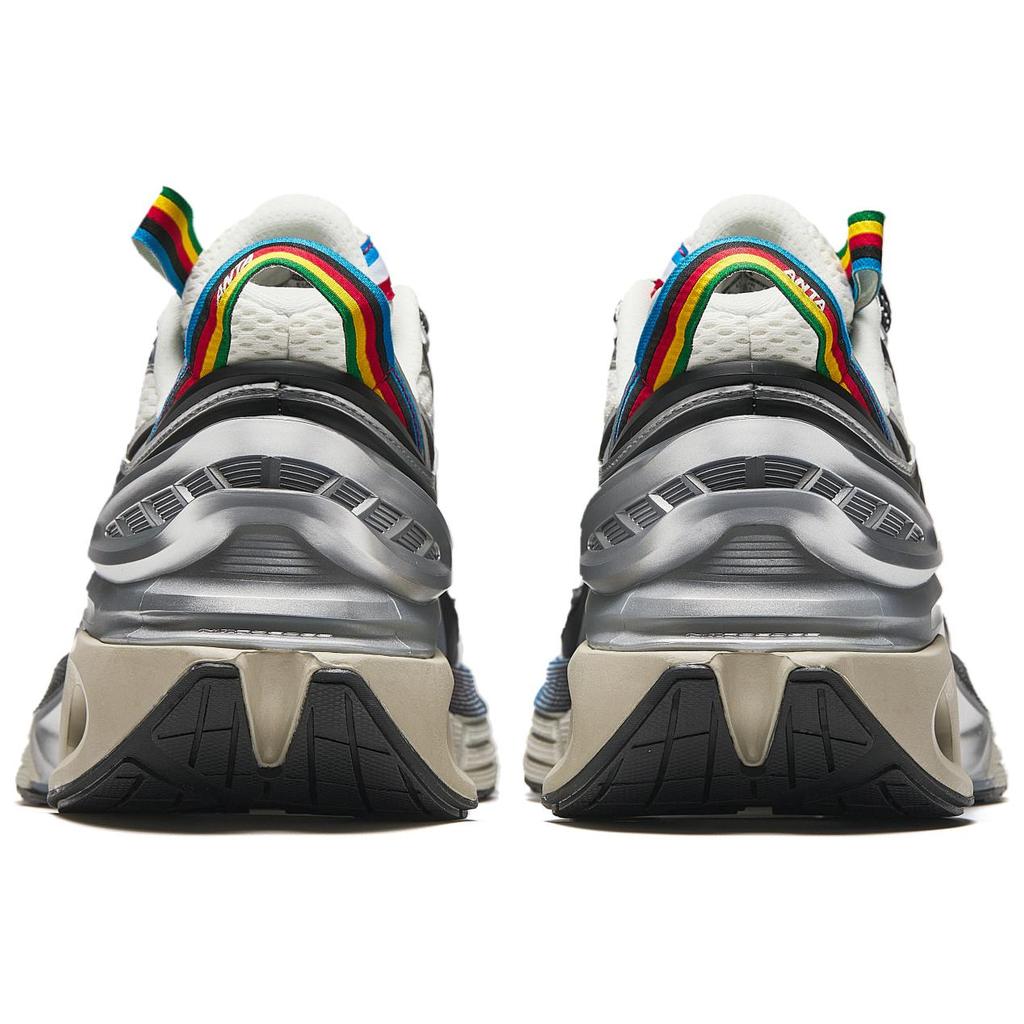 Anta Surge Men White Black 112438877R-1