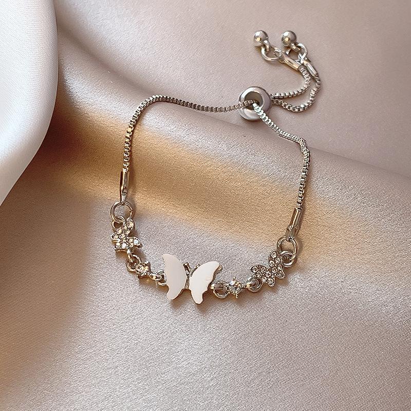 2025 Trendy Pearl Zircon Flower Bow Bracelet: Women's Chic, High-End, Versatile Design