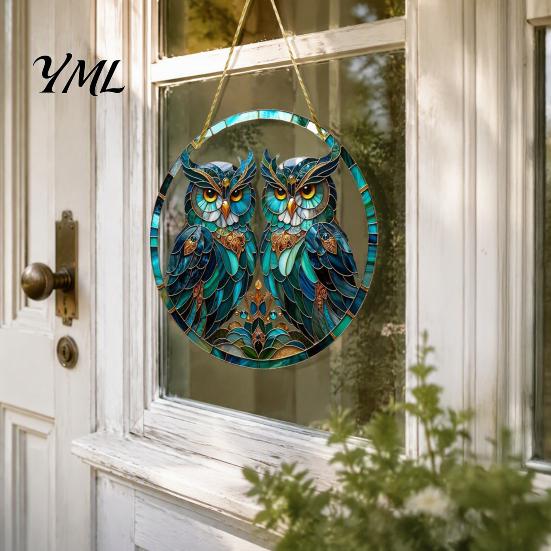 Creative Housewarming Gift Double Owl Suncatcher Window Hanging Ornament, Stained Glass Style Circular Wall Artistic Ornament Decor, Green Art