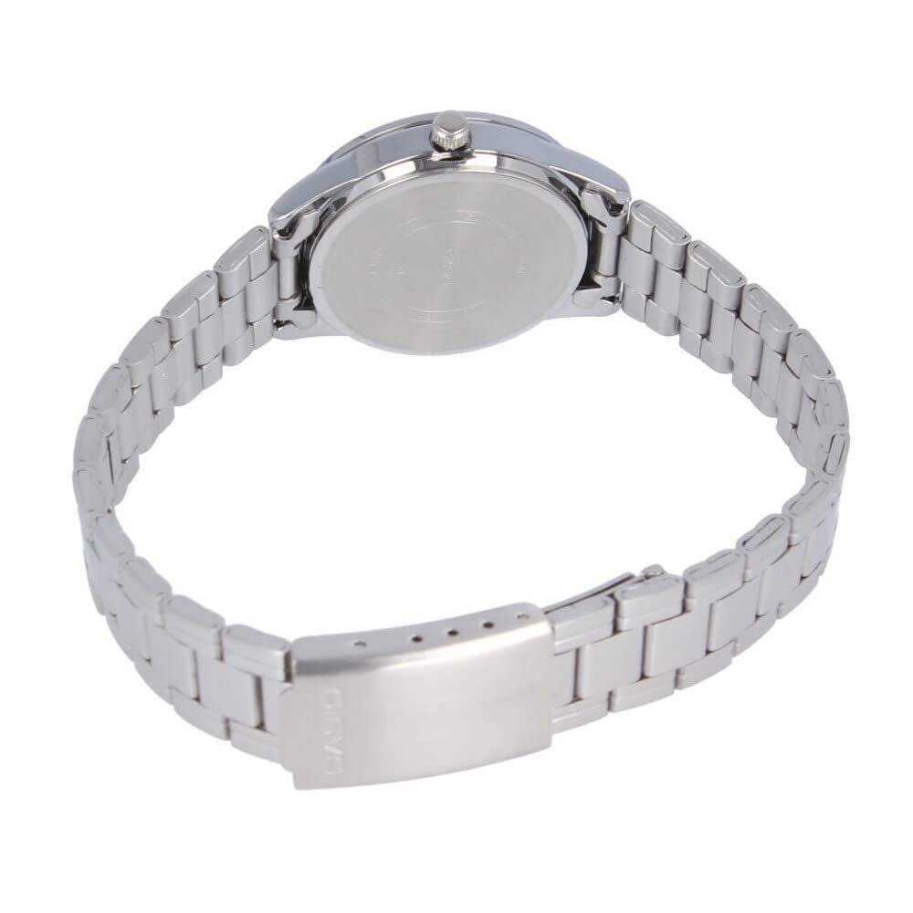 CASIO Günstige Casio Chipkashi Uhr Damen Quarz Analog Edelstahl Metall Silber Blau LTP-V005D-2B2 [Artikel]