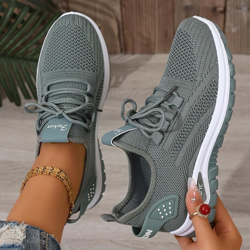 Women's White Low-Top Knit Sneakers Lightweight Lace-Up Anti-Slip All-Season Casual Light Workouts