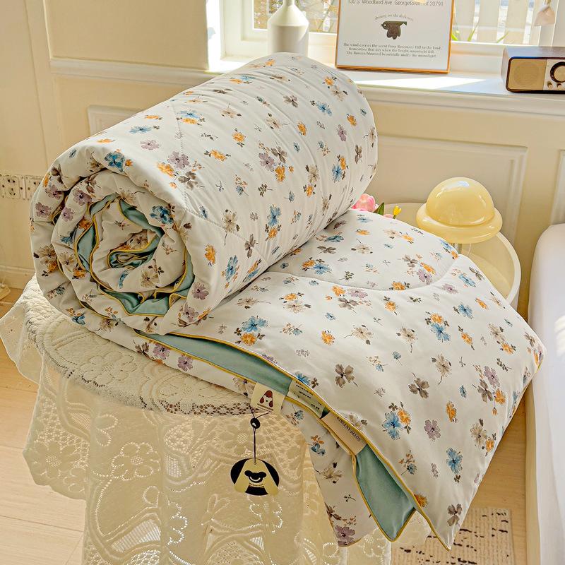 New A-Type Summer Cooling Quilt - Lightweight Single & Double for Dorms, Kids & Gifts