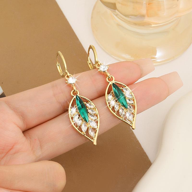 

Модные висячие серьги для женских украшений золотой