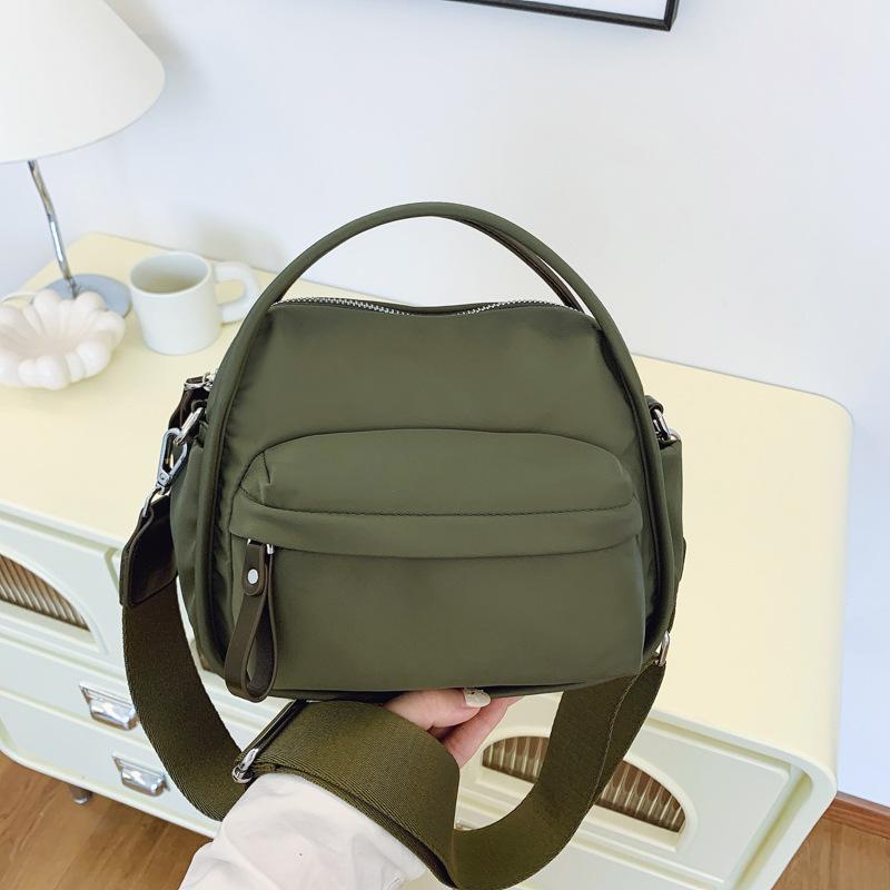 Casual Handbag Bag Women's New Popular Fashion Cloth Bag Shoulder Bag Versatile Commuter Messenger Bag