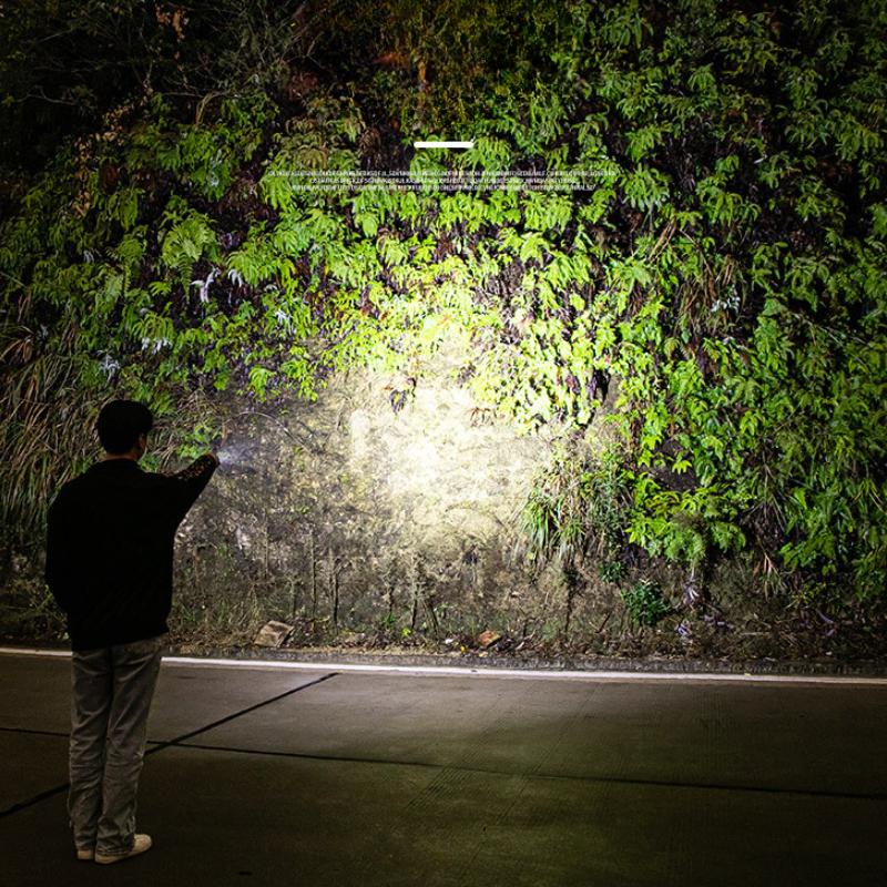 Dreiaugiges Monster Taschenlampe Hochleistungs-3LED18650 Aluminiumlegierung Taschenlampe USB wiederaufladbar Outdoor wasserdicht magnetische Saug-Arbeitsleuchte