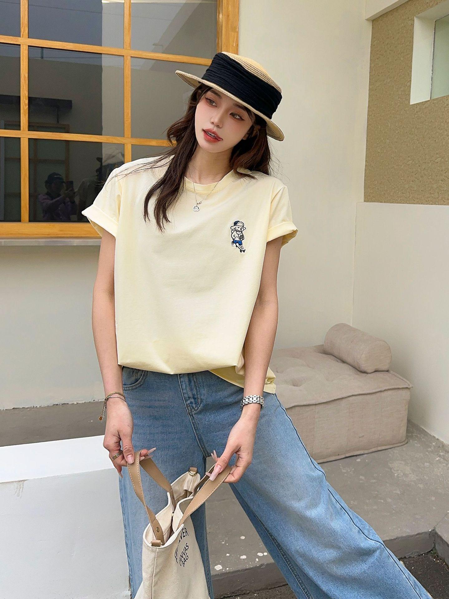 

Women s Summer Casual Loose Fit Cartoon Embroidered Round Neck T-shirt One Size