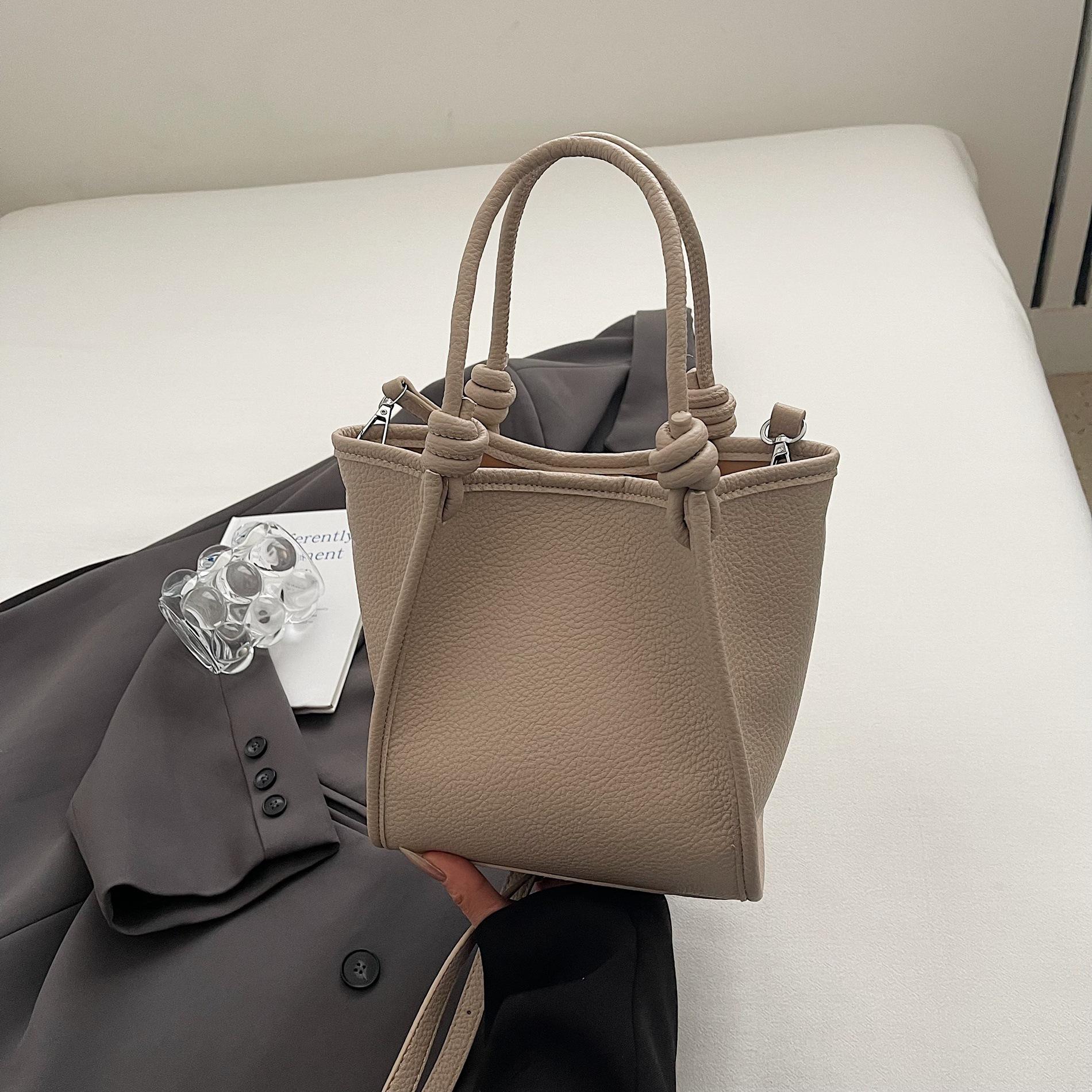 

Корейская версия трендовой сумки через плечо в простом стиле женская 2025 новая весна и лето Мори темперамент повседневная мода сумка-ведро для ребенка и мамы