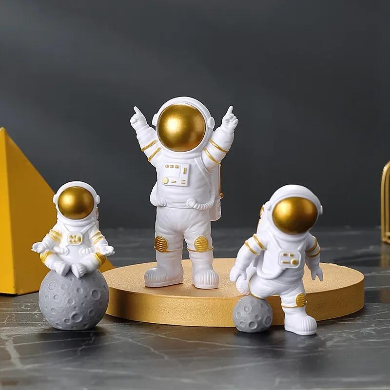 3 pcs Astronaut Figure Statue Figurine Spaceman Sculpture Educational Toy Desktop Home Decoration Astronaut Model For Kids Gift