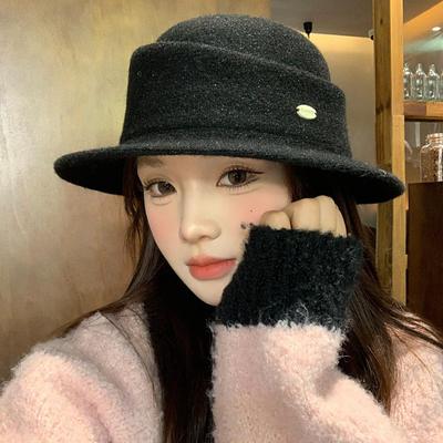 Elegant Retro Top Hat for Women Rich Lady Style Face Showing Small Flat Brim Fisherman Hat