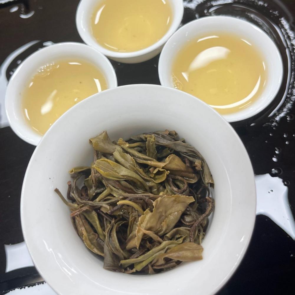 Brown Mountain Raw Pu'er Loose Leaf – Menghai Ancient Tree Tea Wholesale
