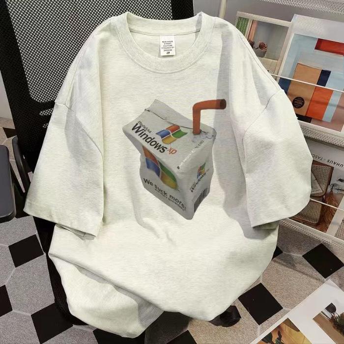 

Летняя женская универсальная модная повседневная трендовая футболка в студенческом стиле с коротким рукавом и принтом в виде коробки с молоком 3XL белый/серый