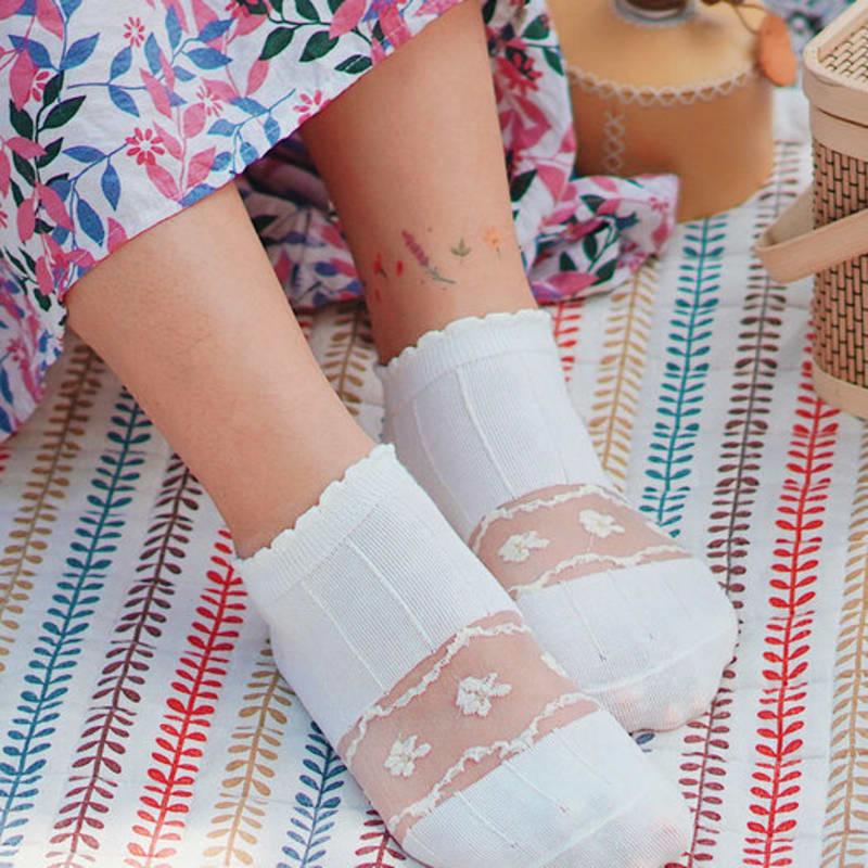 RNOT Creme Vanilla See-Through Lace Socks (5 type)