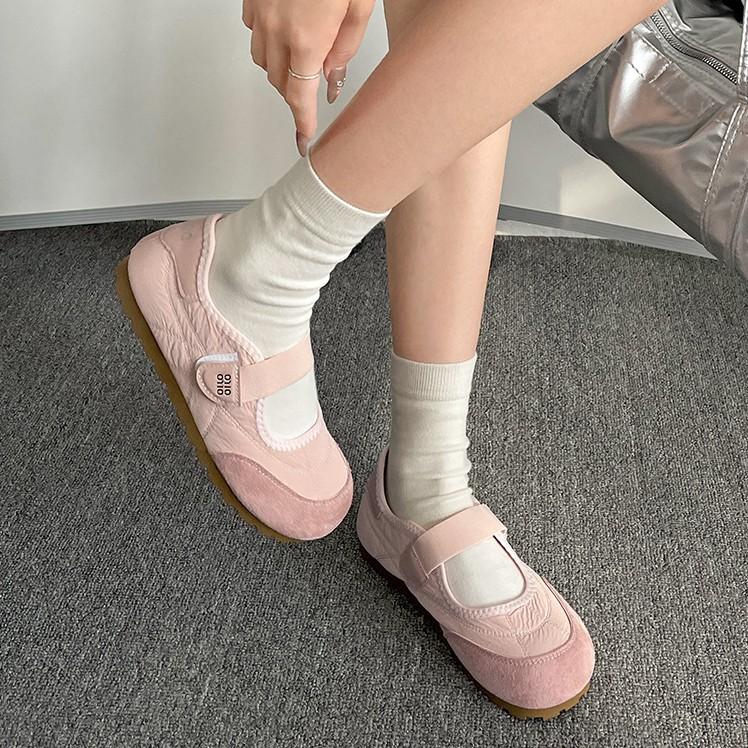 Retro White French Ballet Style Flat Bottom Shallow Mouth Single Shoes Women's Summer 2025 New Inner Height Increase Versatile Mary Jane Shoes