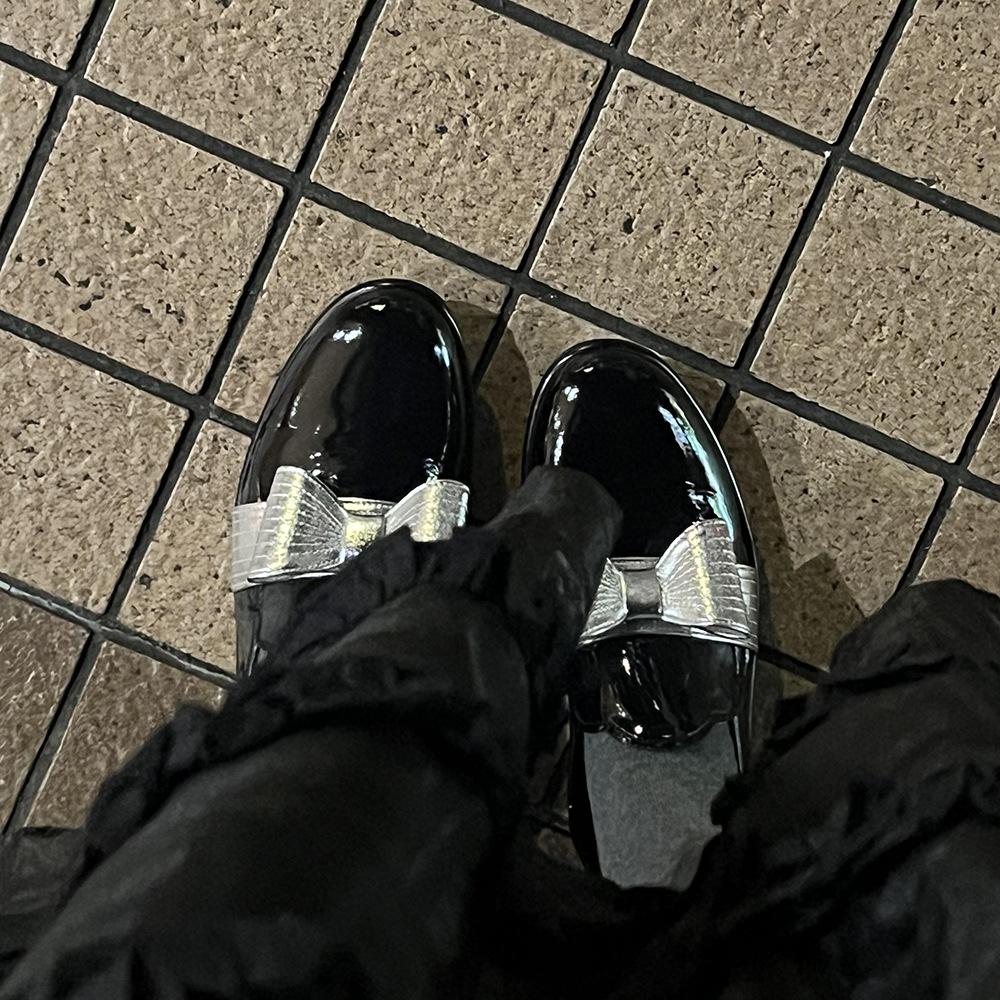 Fashion Women Spring New Black Platform Flats Shoes Fashion Versatile Women Loafers Slip On 2025 Elegant Performance Lady Leather Shoes